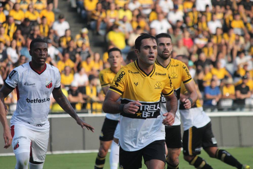 criciuma durante o jogo da série b do brasileirão