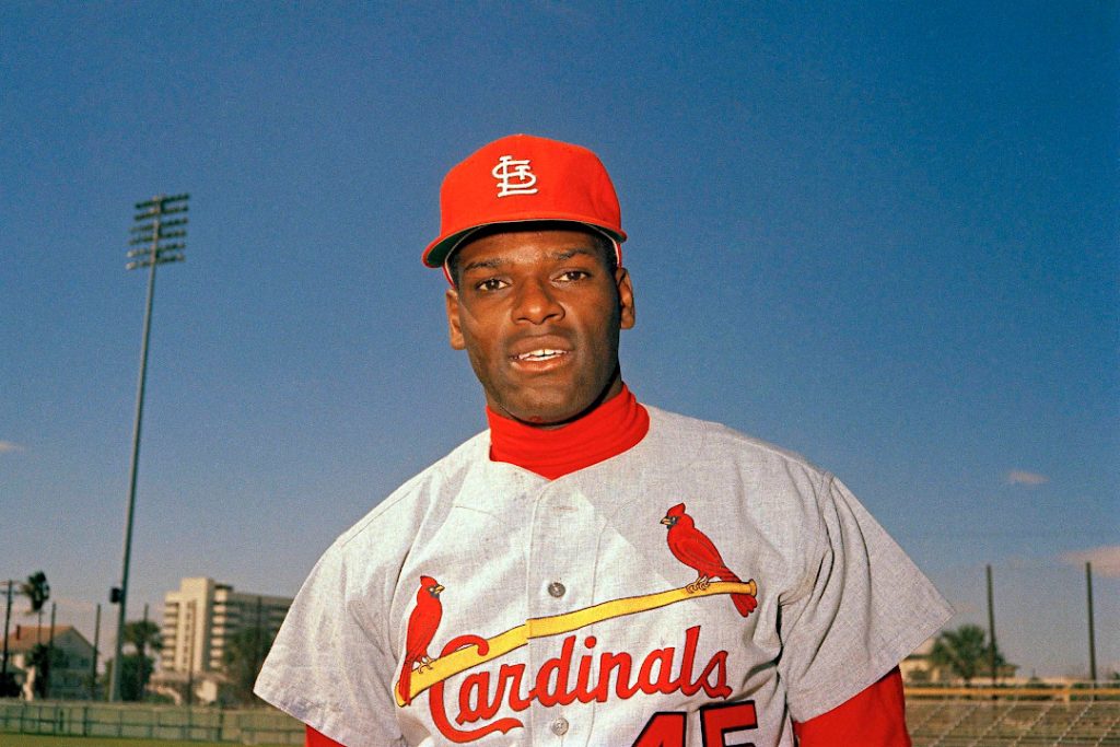 Bob Gibson vestindo a jersey do St. Louis Cardinals.